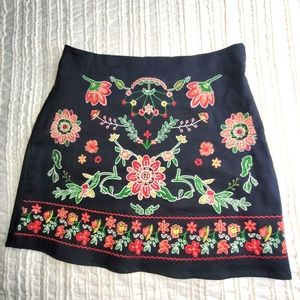 Embroidered Mini Skirt Size small